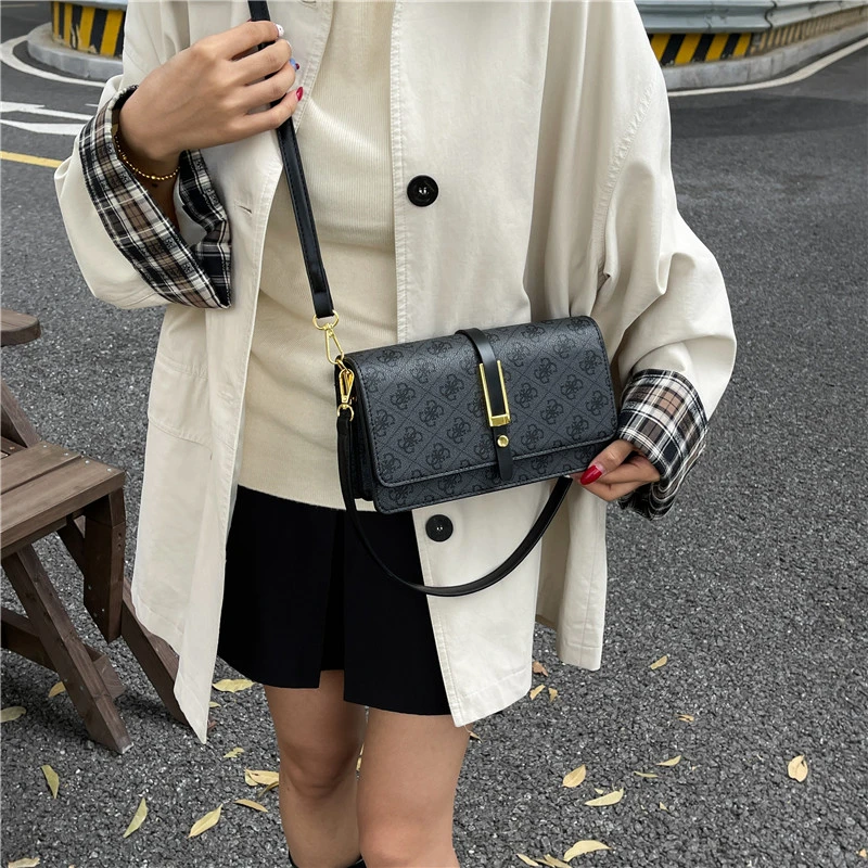 Fashionable Luxury Leather Ladies Messenger Bag High End Classic Designer Paris Trendy Design Diaper Bag