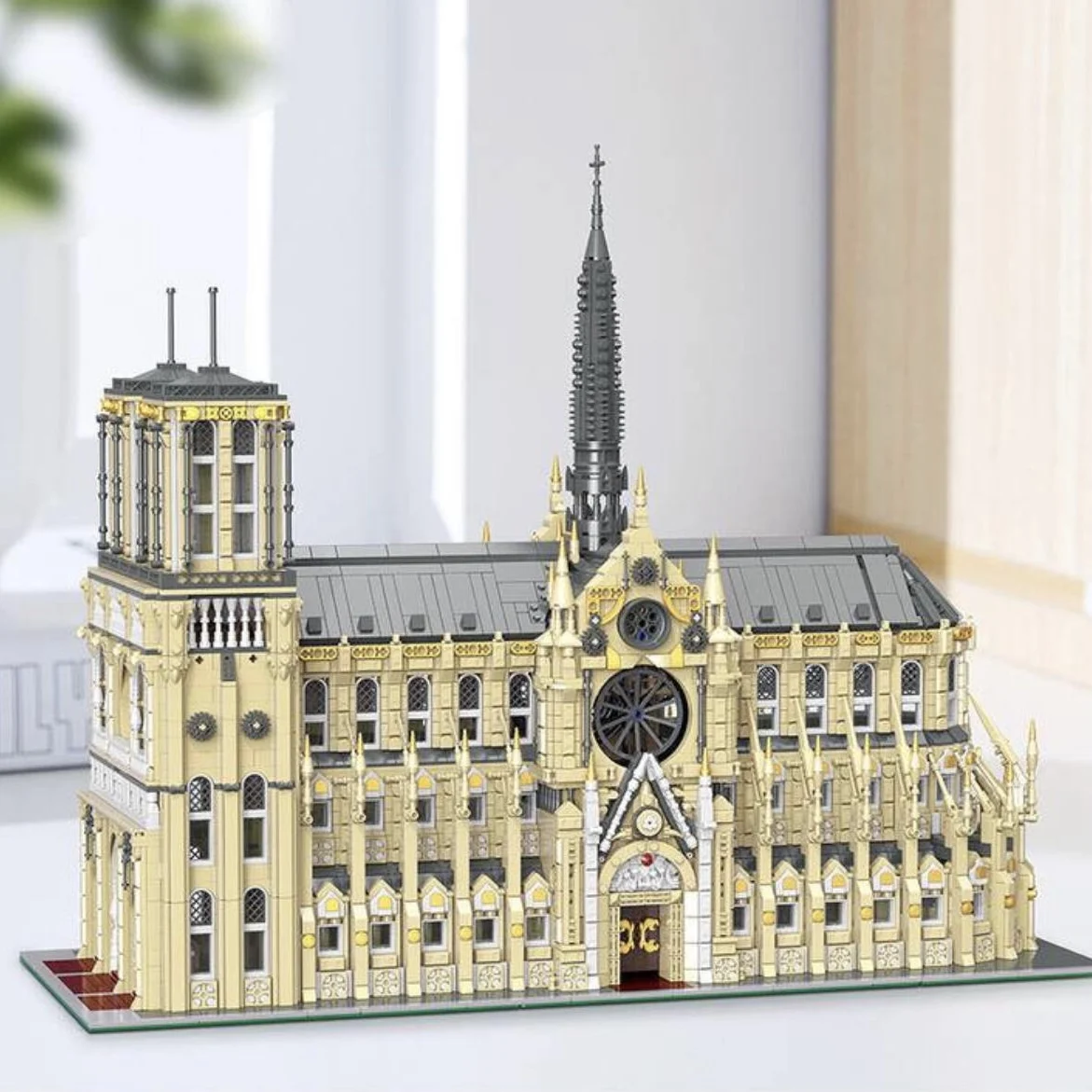 

IN STOCK 33213 MOC Notre-Dame Cathedral in Paris Construction Building Blocks Bricks Model Toys for Boys Christmas Gift Set