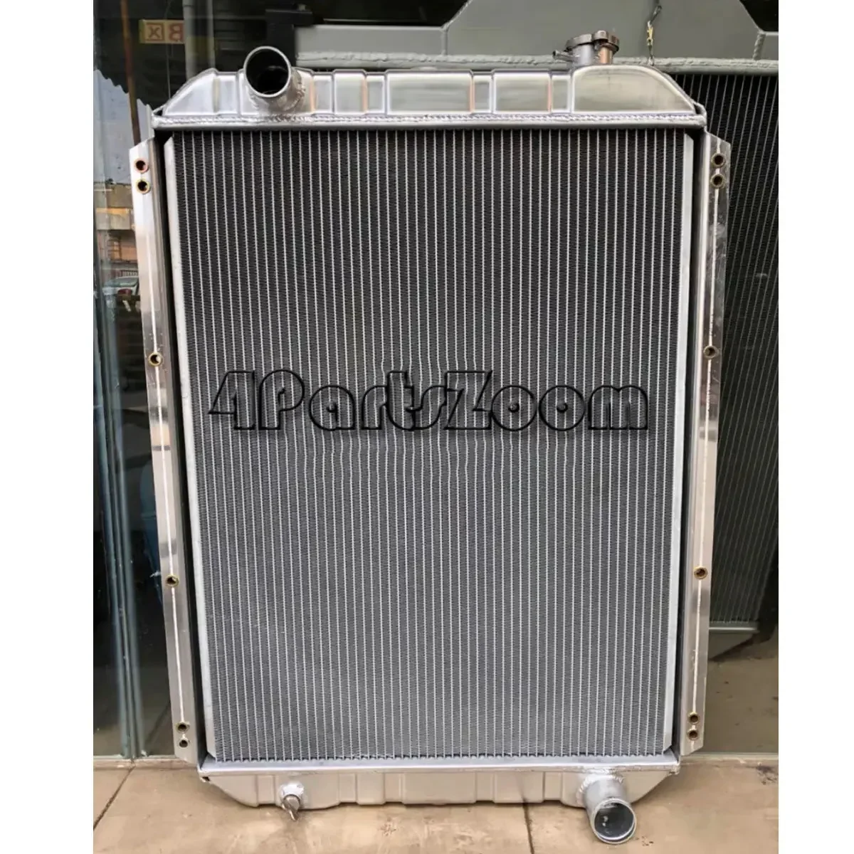 Water Tank Radiator for Hyundai Excavator R130