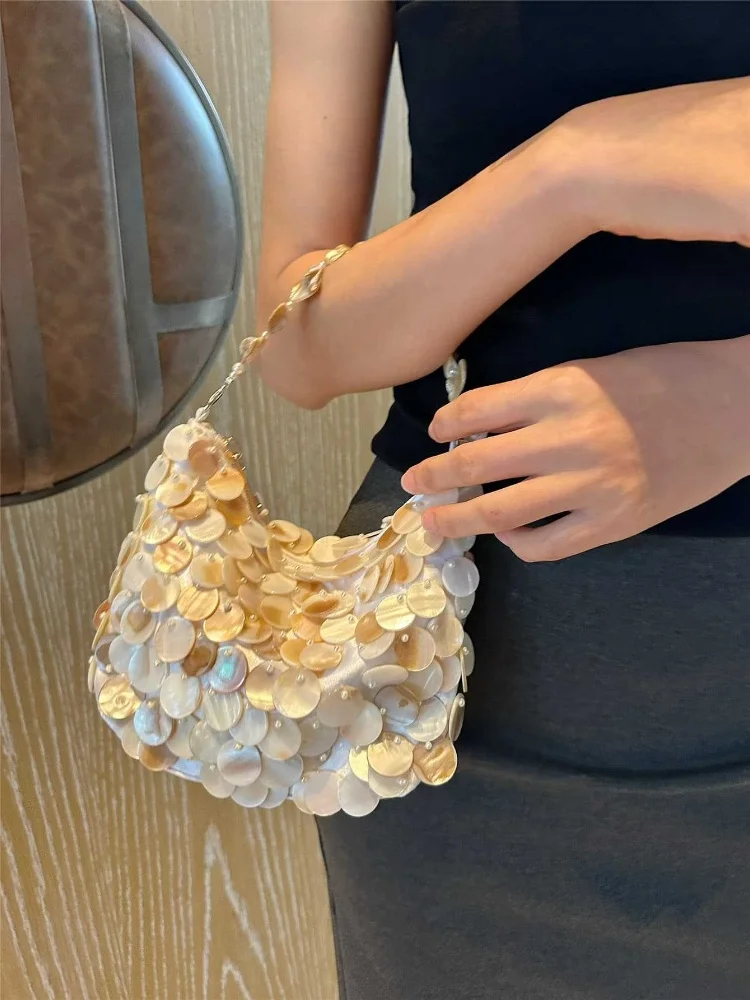 

Luxury Handmade Round Both Sides Shell Sequin Beaded Tote Bags 2025 Summer Small Beach Travel Vacation Purse Fashion Dinner Bags