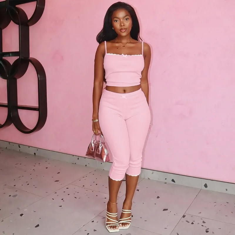 

Кружевной лоскутный комплект с бантом, розовый ребристый комплект из 2 предметов, женские сексуальные укороченные топы на бретельках + брюки-капри с высокой талией, эластичные тонкие повседневные костюмы