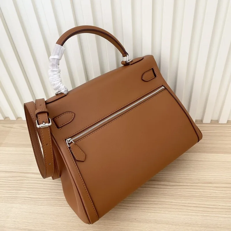 

New Swift Leather Silver Buckle Inseam Wide Shoulder Strap Shoulder Bag Fashion Double Pocket Zipper Handbag Temperament