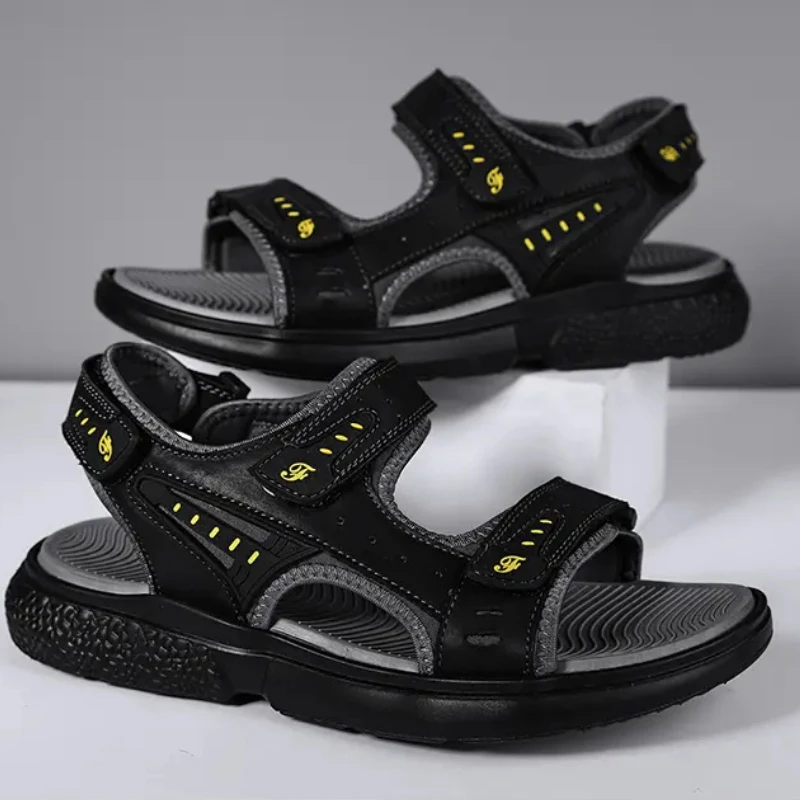 Retro Fashion Men's Sports Sandals Casual Beach High Quality Open Toe Lightweight Anti Slip Soft Sole Shoes Sandalias Masculinas