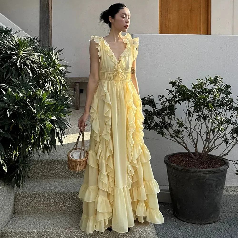 

Customized V-Neck Sleeveless Evening Dress Modern A-Line Homecoming Dresses Classic Lace Up Back Backless Celebrity Gowns