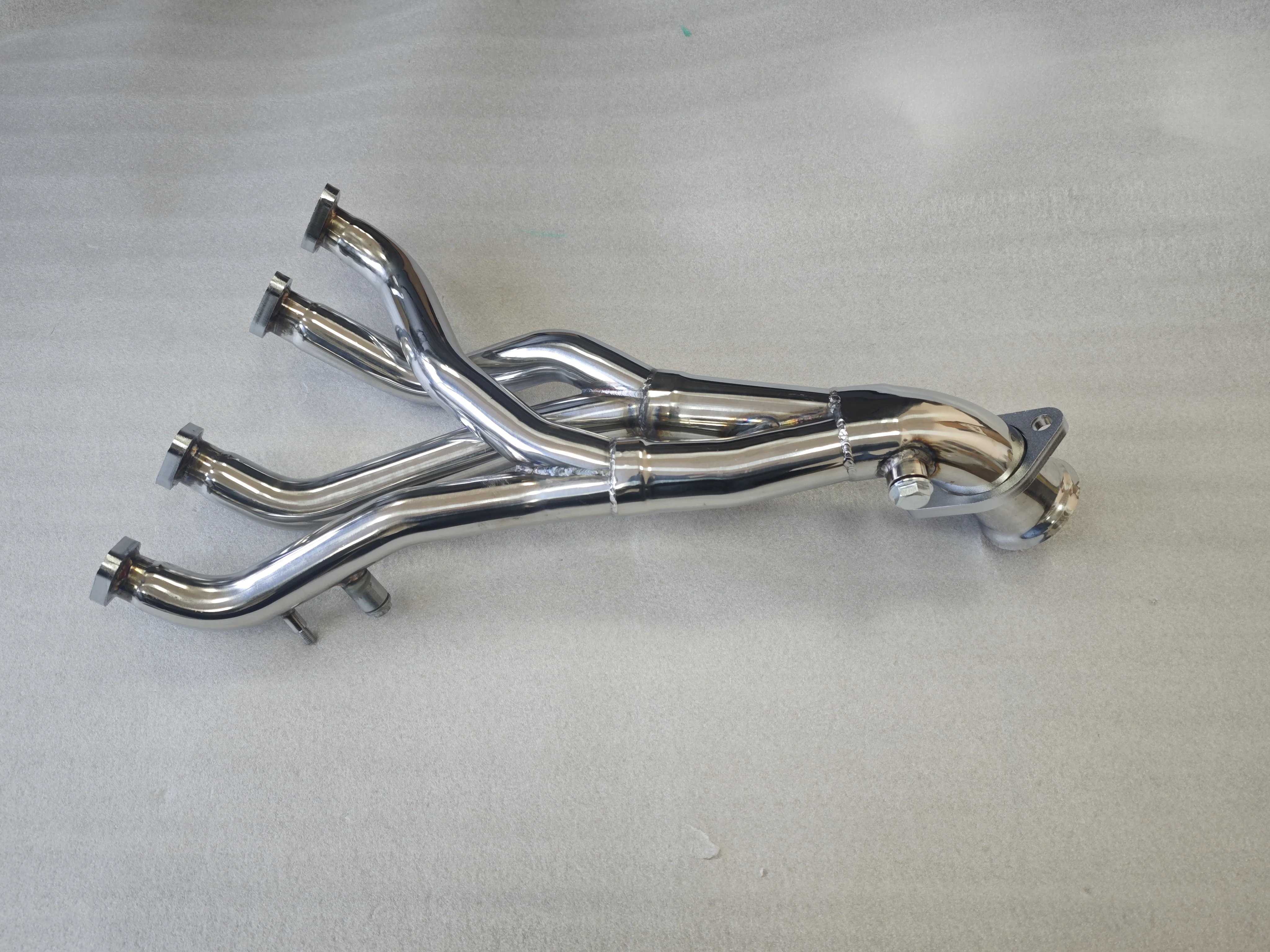 

Exhaust Header for 85-99 JE TTA/GOLF/GTI Mk2/Mk3 1.8/2.0 8v