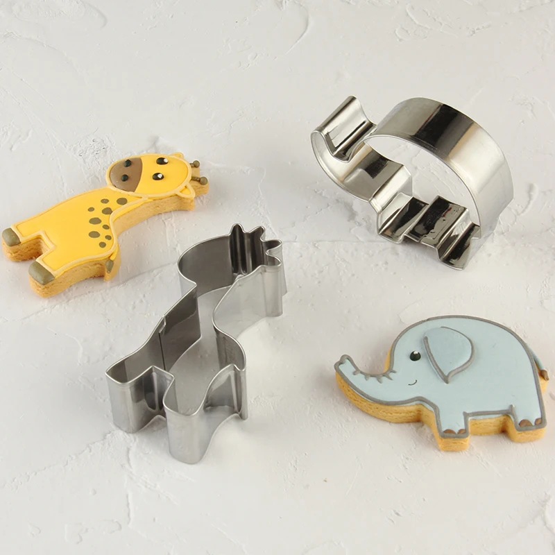 12PCS Animal zoo kitchen dough cutter metal cookie cutter fondant biscuit cake mold