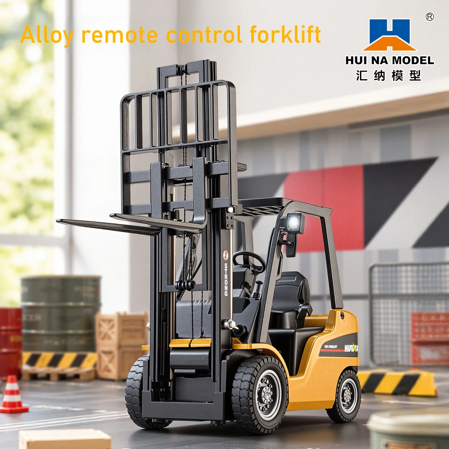 Huina 9925 RC Forklift 1:50 Scale 12CH 2.4G Remote Control Model Car with Lifting Function Light & Sound Desktop Toy RTR