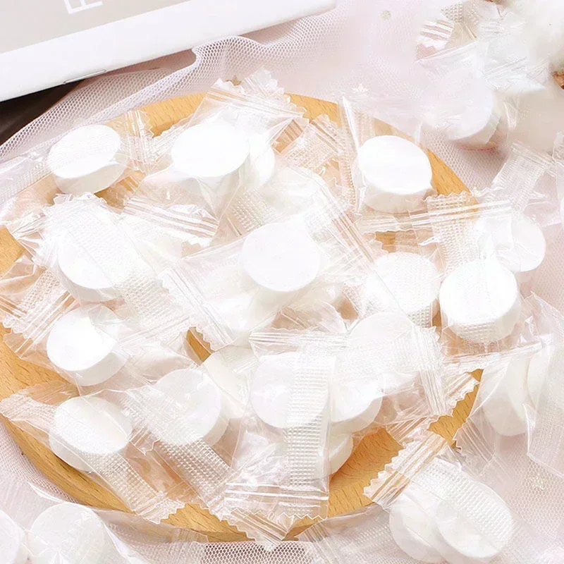 Toalla comprimida portátil desechable para limpieza Facial, toallas suaves, Mini algodón, suministros prácticos para viajes al aire libre y Hotel, 10-100 Uds.