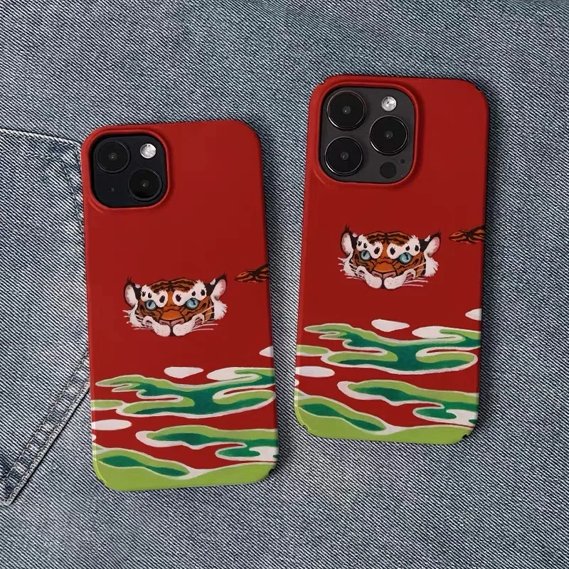 韓国赤い池漫画虎のiPhoneケース iPhone 17 Air 16E 15 14 Plus 13 Mini 11 Pro Max 12 Pro XS XR SE対応