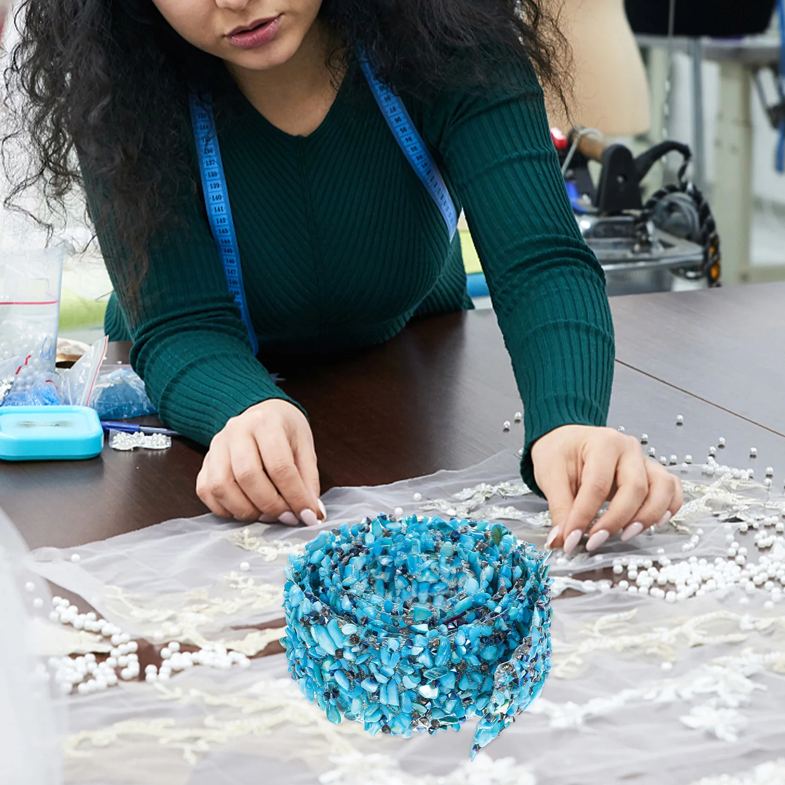 

Cuttable Crystal Ribbon Gravel Strip Decoration Multi-Function Craft Trim High Temperature Resistant Adhesive Clothes Accessory