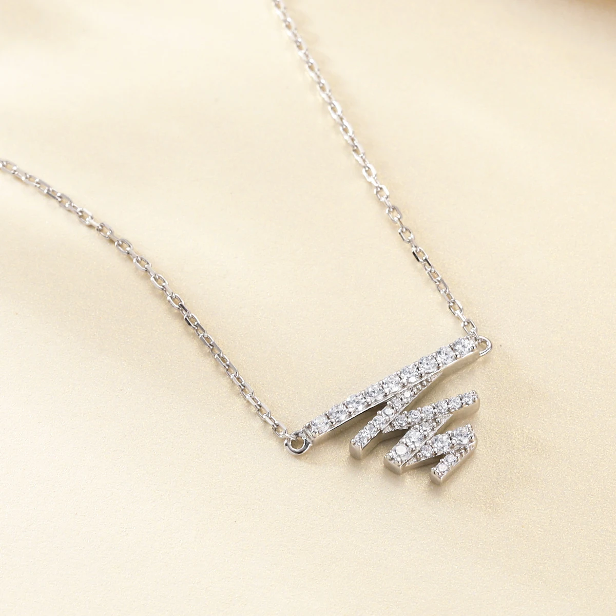 

Elegant Women's 925 Sterling Silver White Gold Plated Pendant Necklace Zircon Stone Trendy Link for Engagement Wholesale Jewelry
