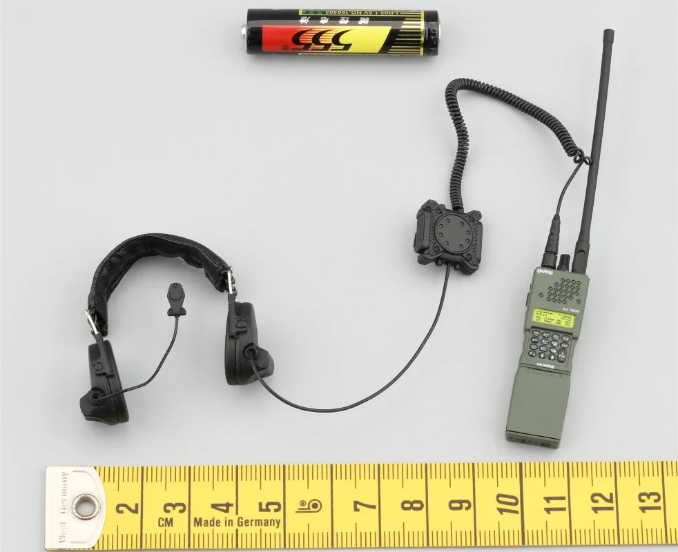 KSTOYS 1/6 Soldier KS21001 Radio &Headphones Model