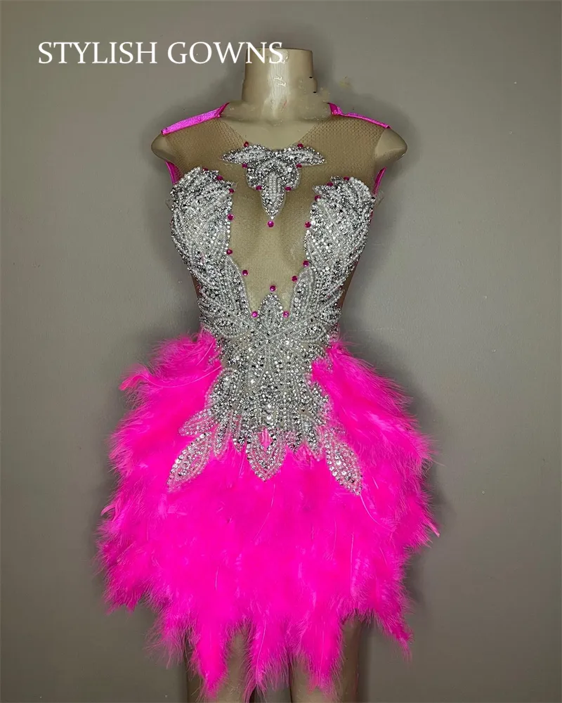 Pink O Neck Short Prom Dress For Black Girls Sparkly Beaded Crystal Birthday Party Dresses Feathers Mini Cocktail Customized