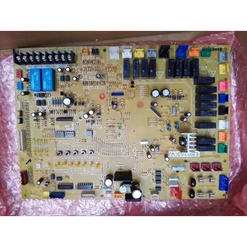 

Запчасти для внешней машины Daikin EB0364 RMX140CMV2C RMX160CMV2C основная плата