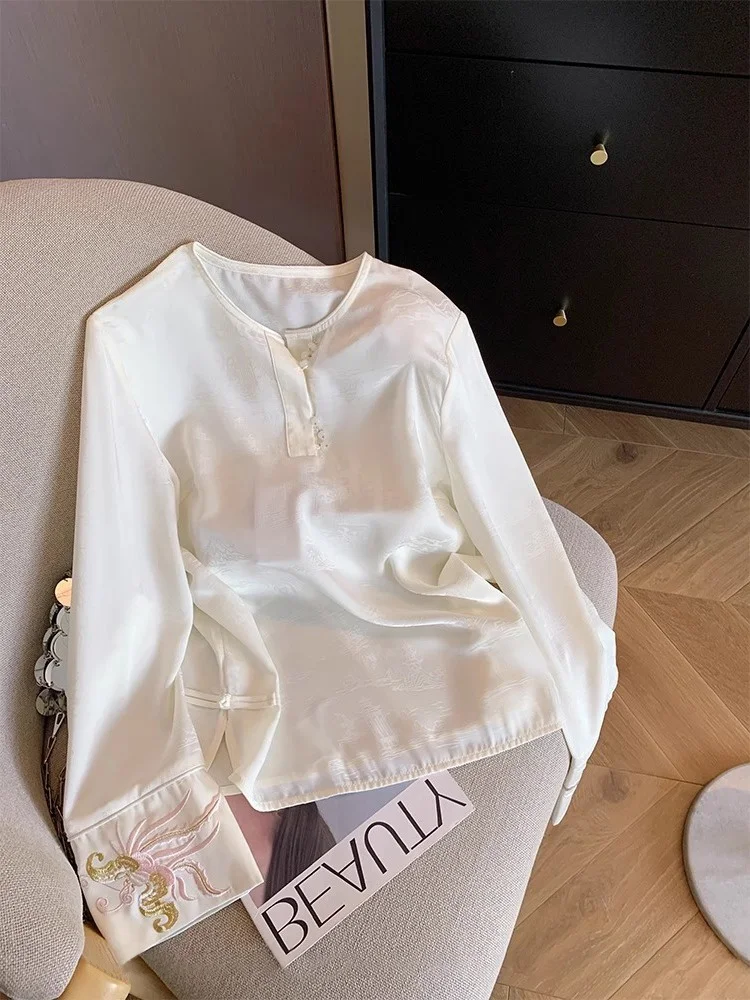 

Ретро китайский Sle вышитый цветочный атласный мужской красивый весенне-осенний повседневный свободный крой длинный све круглой Ne