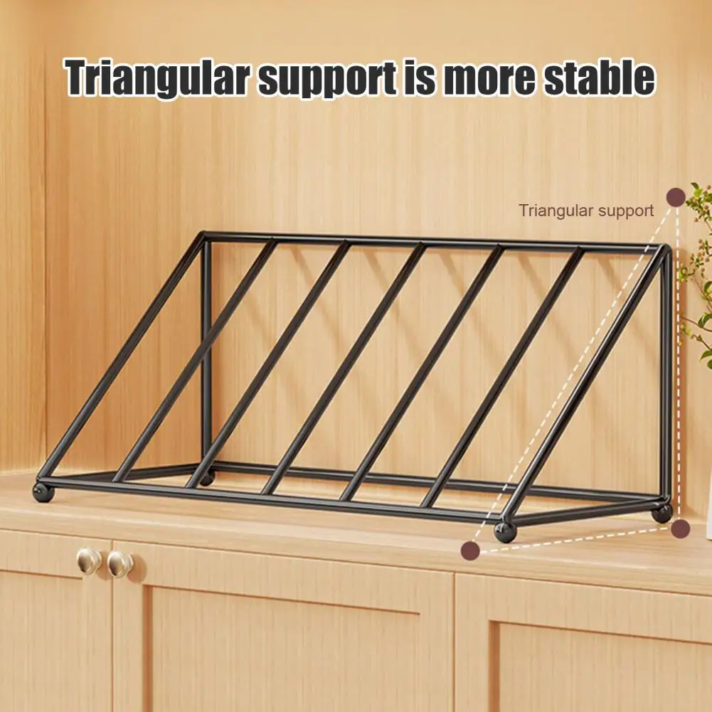 Stylish Wine Rack for Shelf Liquor Bottle Display Shelf Tilted Iron Art Wine Rack Modern Style Bottle Holder for Home Bar
