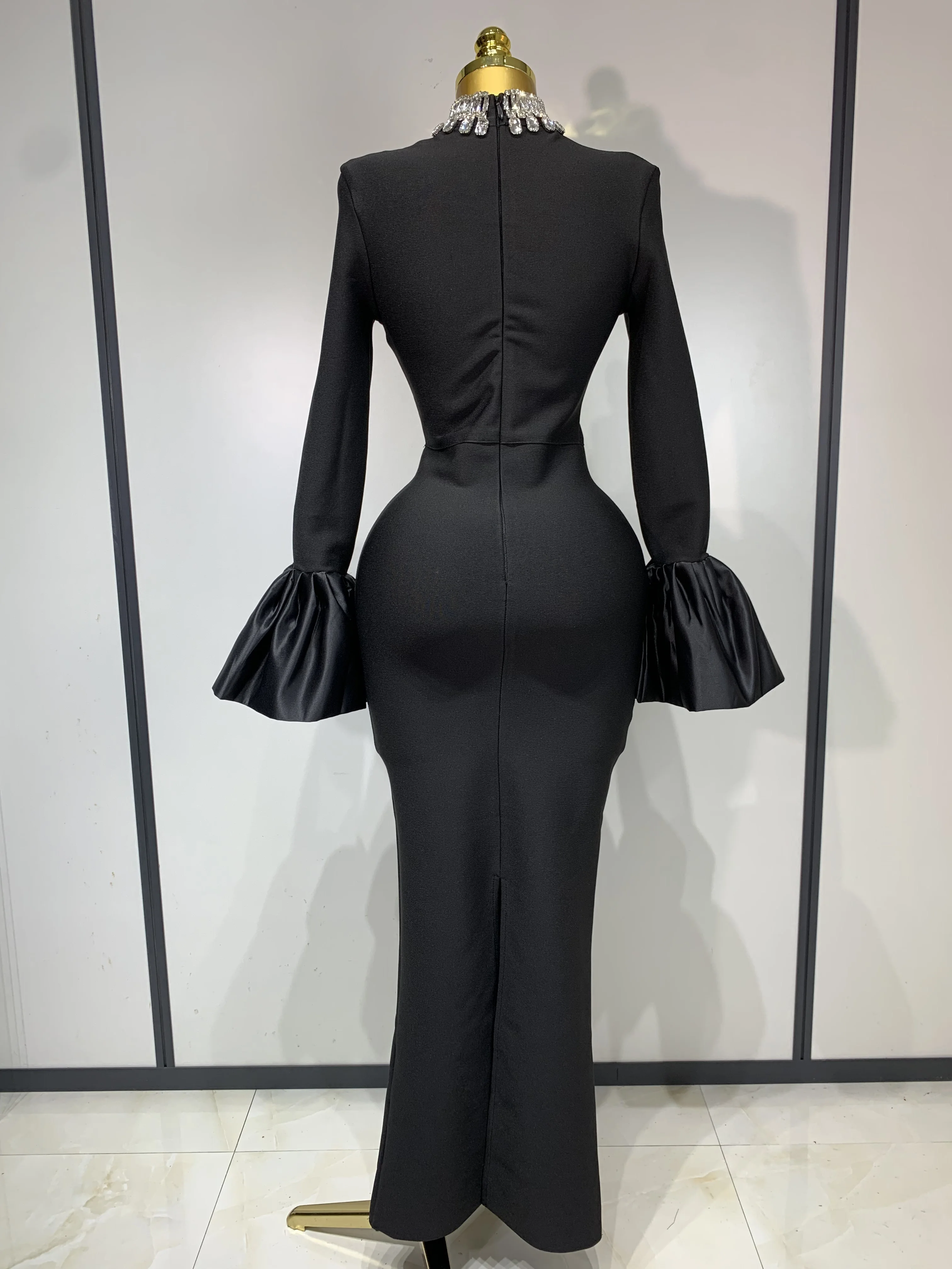 Abito da sera da donna con fasciatura che borda maniche svasate nere Celebrity Abiti da festa di compleanno sexy Shoot Nightclub Outfit тистюм