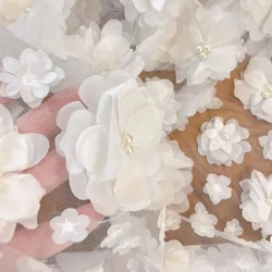 3D Applique Flower Beaded Lace Fabric, Off White Handmade DIY Mesh Fabric for Bride, Bride, Wedding Wedding Veil Clothing