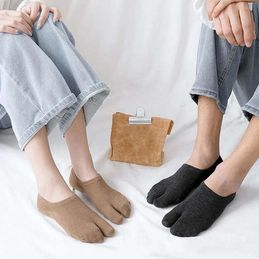 Pure Color Cotton Two-Toed Socks Low Cut Breathable Split Toe Socks Comfortable Flip Flop Socks Foot