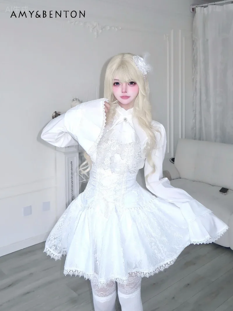 ゴシックサブカルチャー ホワイトロリータ衣装 ベルスリーブ スリムシャツ ハイウエスト スリミング パフスカート 原宿スタイル ツーピースセット 女性用