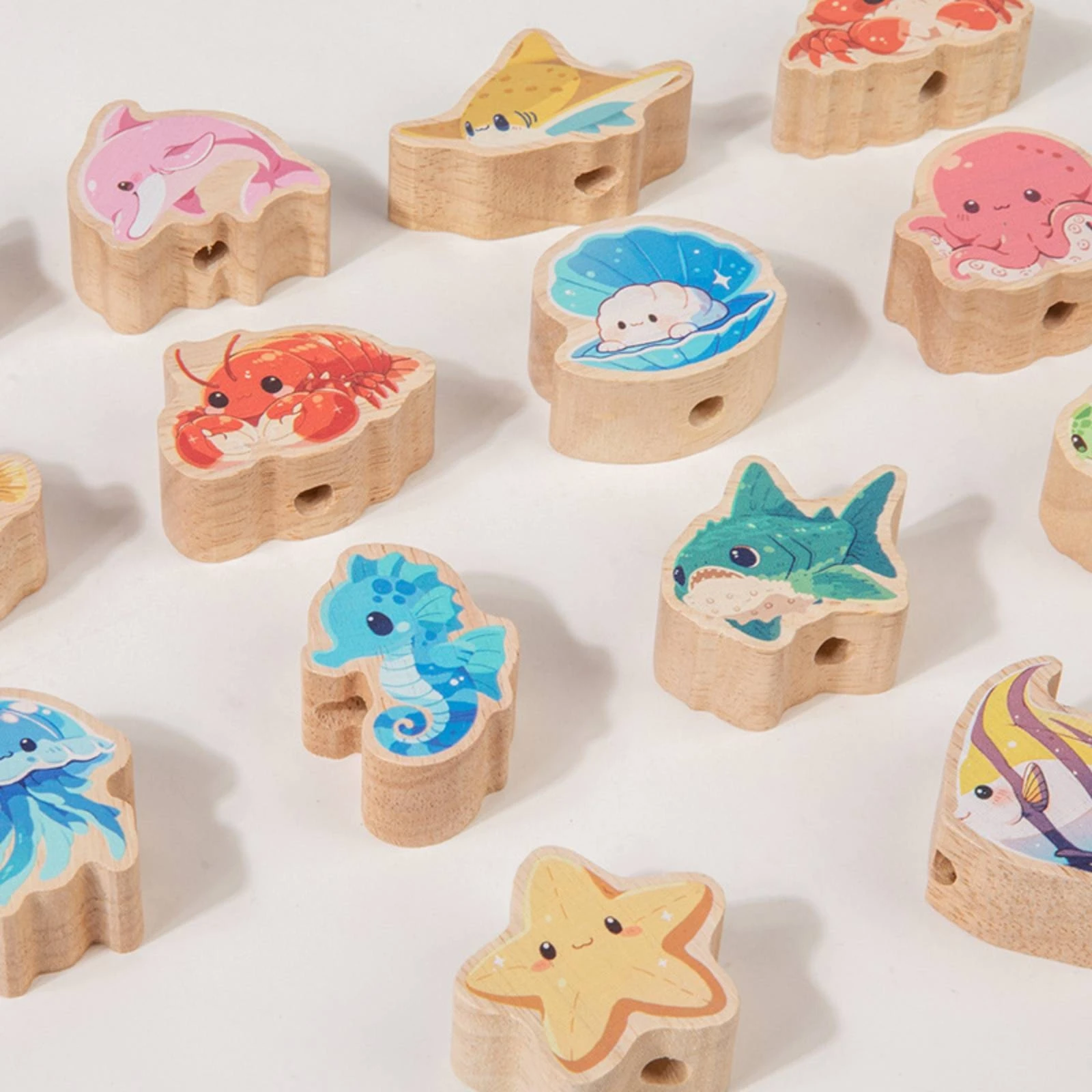 Bear Fishing Toy Preschool Learning Wooden Craft Toy with Beads Threading Bear-Themed Wooden Play Set Interactive Solid Wood