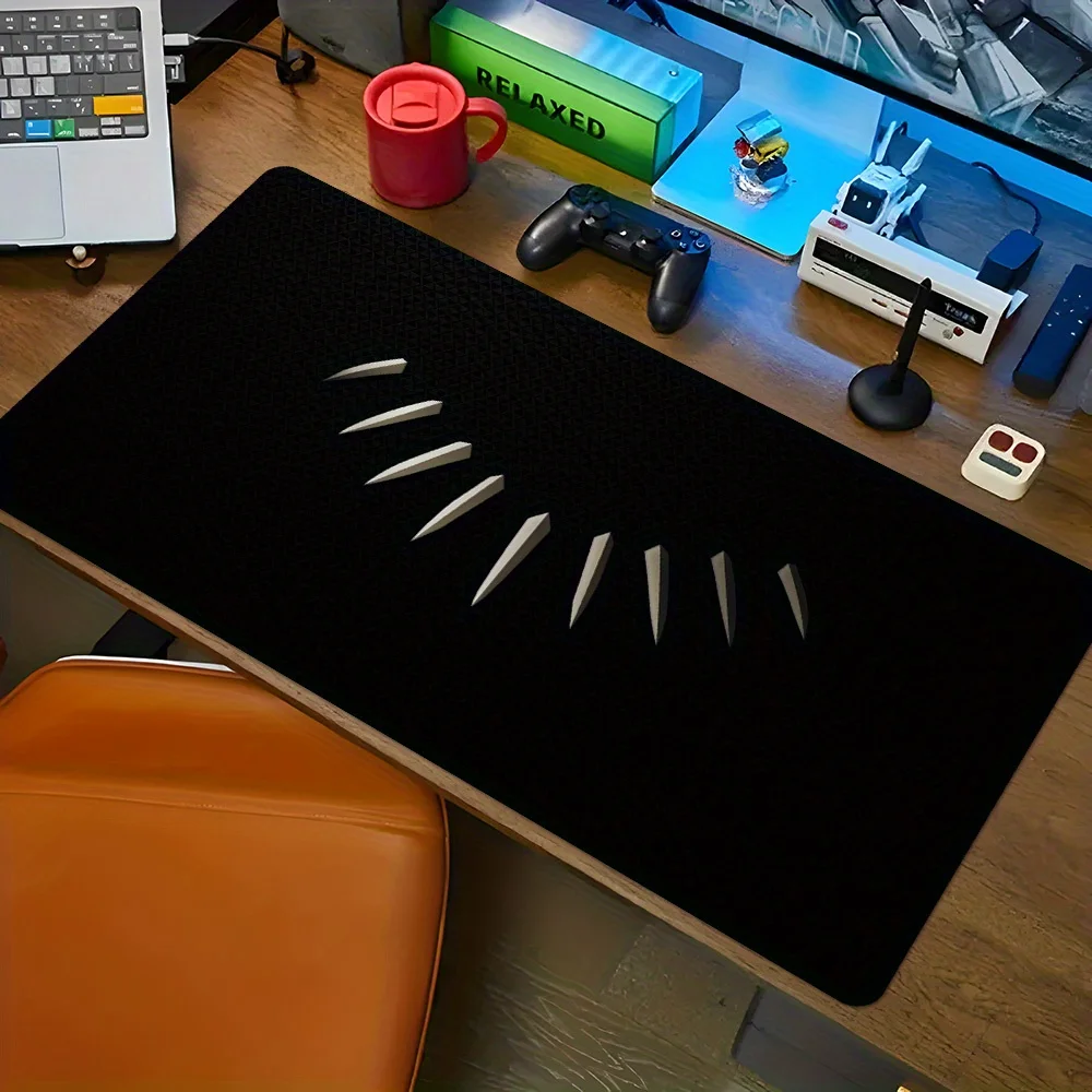 

Большой игровой коврик для мыши Marvel Black Panther — нескользящий резиновый настольный коврик с культовым дизайном когтей, идеально подходит для геймеров и