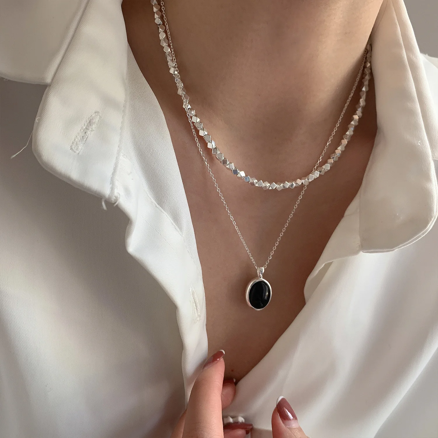 VOQ Silver Color Oval Black Onyx Necklace for Women Vintage Long Pendant Statement Necklaces Fashion Party Jewelry
