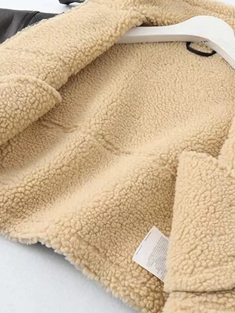 Winter Women Streetwear Faux Lamb Leather Fur Short Jacket with Belt Moto Biker Thick Warm Sheepskin Coat Outwear 2025