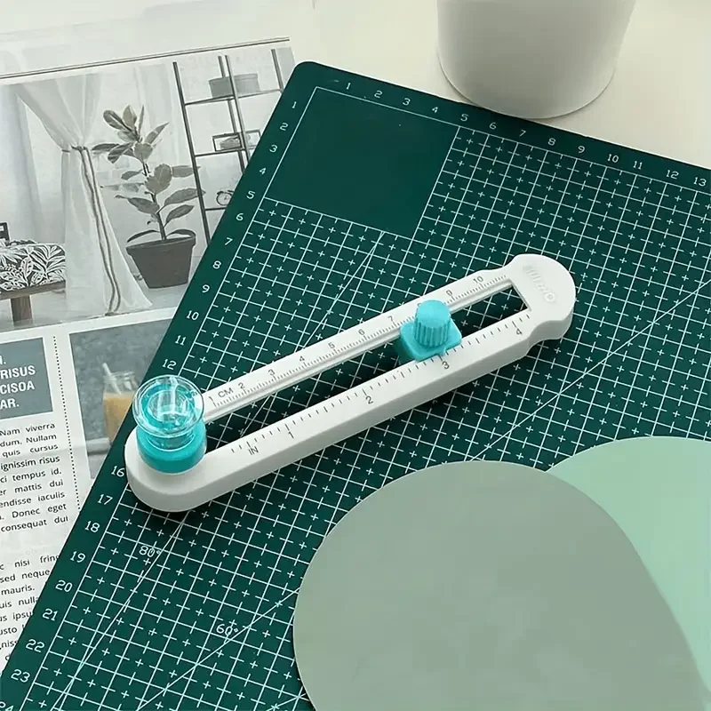 Picture 6: 360° Adjustable Circle Cutter - Precision Scrapbooking Tool for Perfect Circular Paper Cuts - Ideal for Craft Enthusiasts