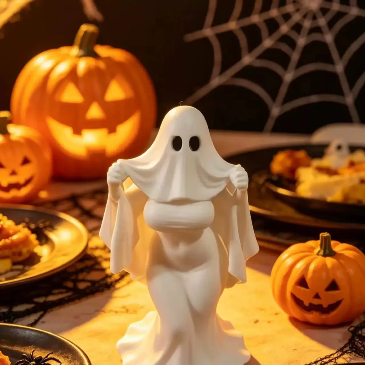 Elegant Curved Female Ghost Resin Figurine, Gothic Style Ghost Sculpture, Halloween Tabletop Bookshelf Decorative Craftwork