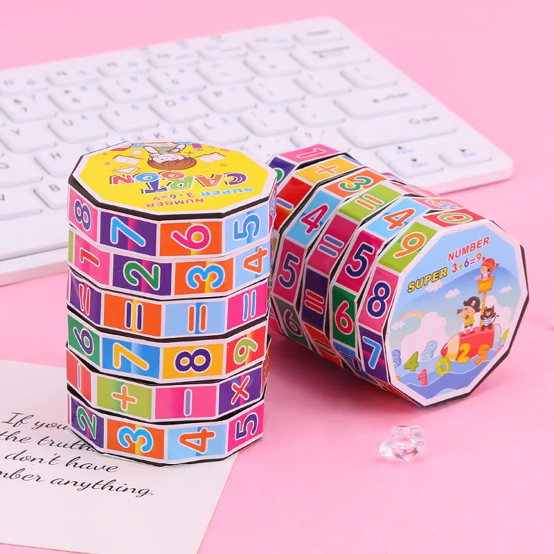 Questo è un giocattolo puzzle per bambini Rubik's Cube, una forma cilindrica staccabile, un giocattolo antistress per bambini, un regalo giocattolo per bambini