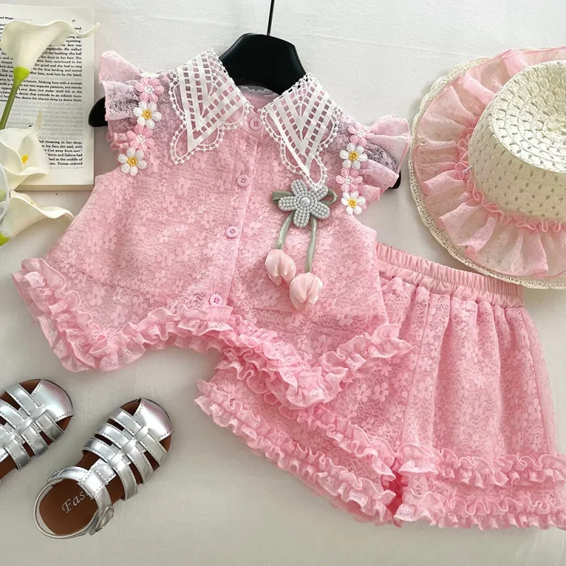 

2025Girls Summer New Lace Shorts Stylish Floral Flutter Sleeve Shirt Two-Piece Set