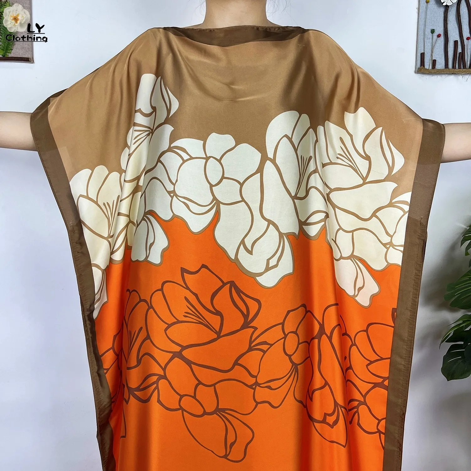 2023 New African Fashion Short Sleeve Colored Pattern Dubai Women Summer Real Silk Soft Printing Loose Tradition Muslim Dress