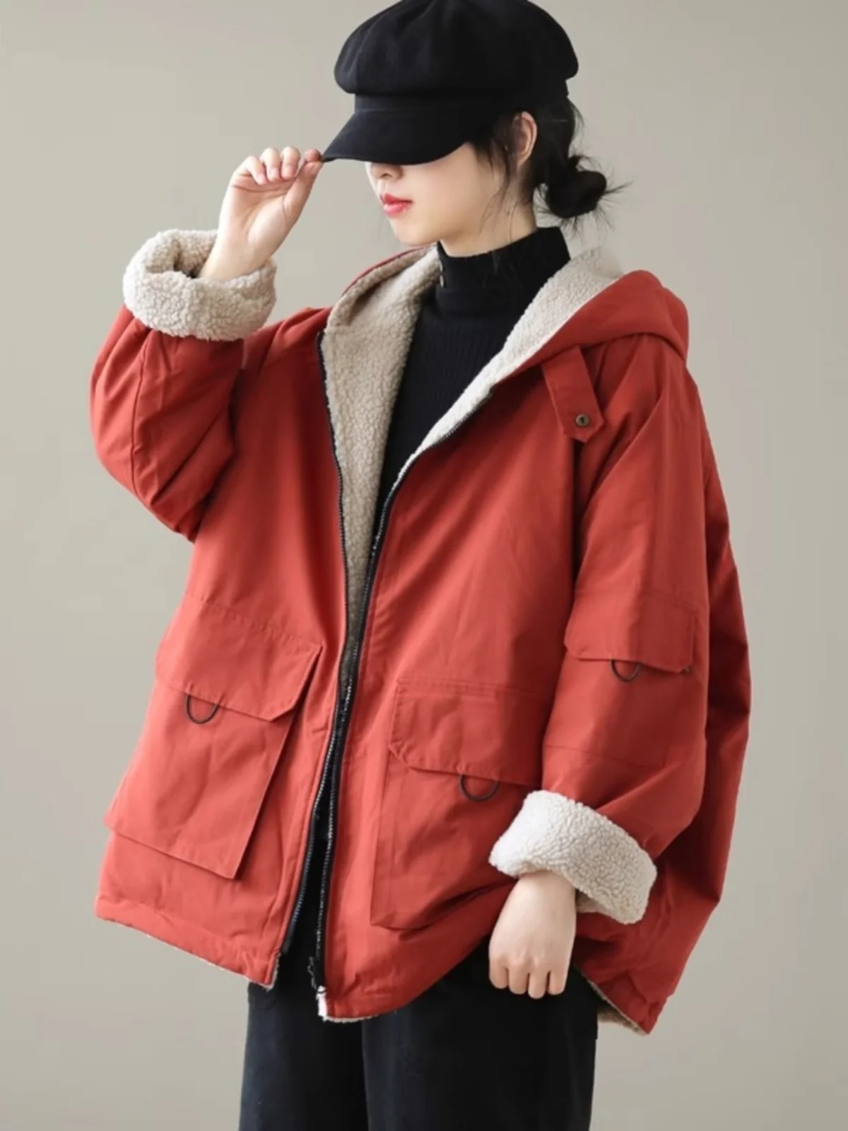 

Ретро-куртка женская зимняя теплая двусторонняя из хлопка с капюшоном, с мехом ягненка, в корейском стиле, свободного кроя, на молнии