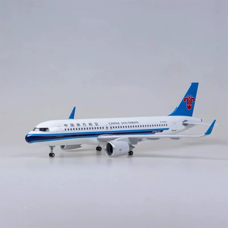 1/80 Scale China Southern A320Neo 47cm Resin Diecast Airplane Model Kit With Stand For Display Collection Plane Gift