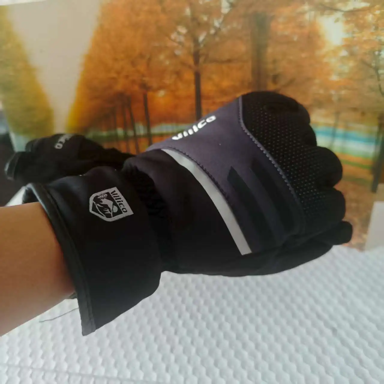 

Men & Women Winter Warm Coldproof Cycling Gloves Outdoor Running Motorcycle Ski Touch Screen Fleece Glove Non-slip Full Fingers