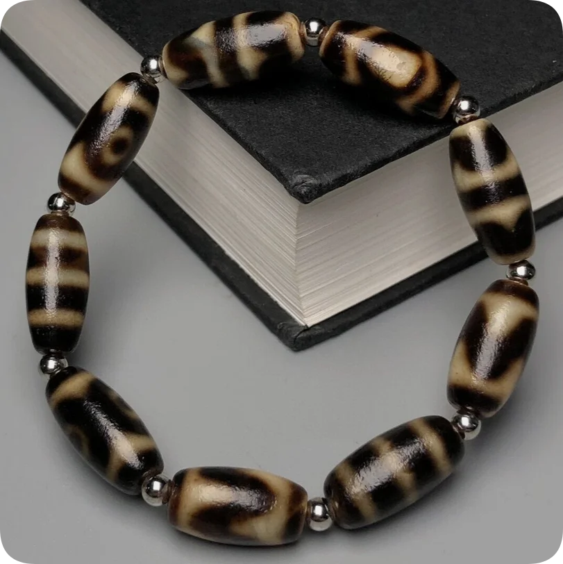 Tibetan natural yellow agate three eyed tiger tooth dzi bead bracelet 19mmCarving Integrated Chain