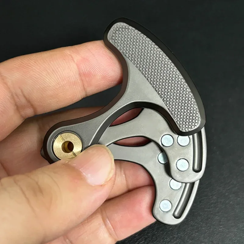 Zeigt Tiger Magnetische Push Karte Mechanische Slider Schieben Platte Fenster Breaker EDC Metall Entlasten Stress Relief Spielzeug Zappeln Köder