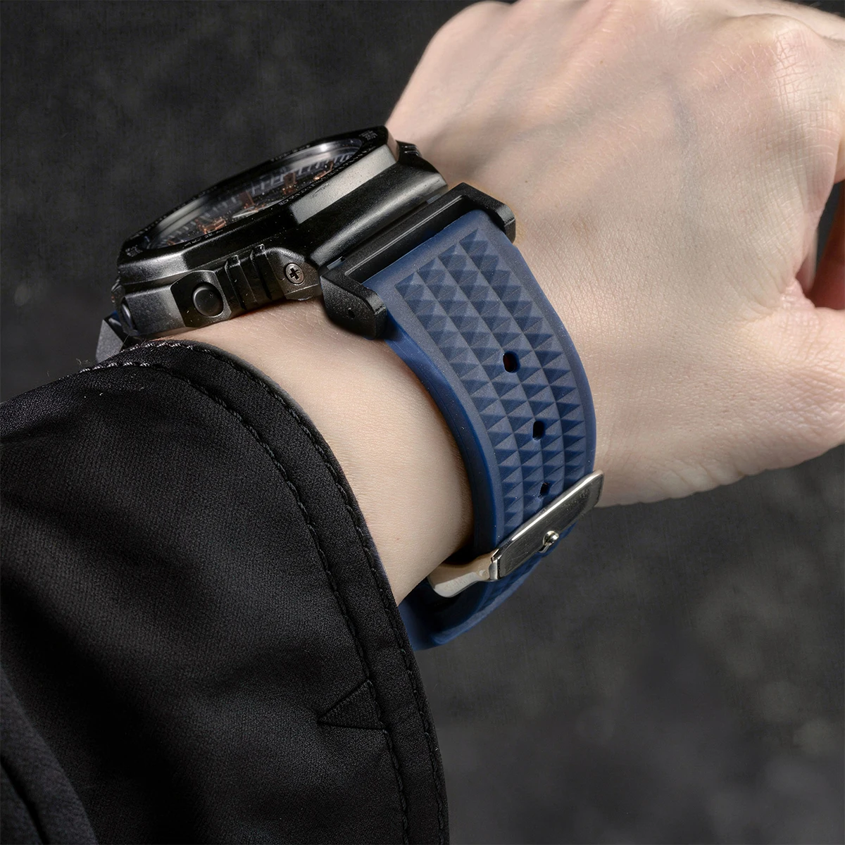 FKM Rubber Waffle Watch Strap for Casioak GA2100 DW5600 5000 5030 Sports Bracelet Fast Release Watchbands Accessories view 4