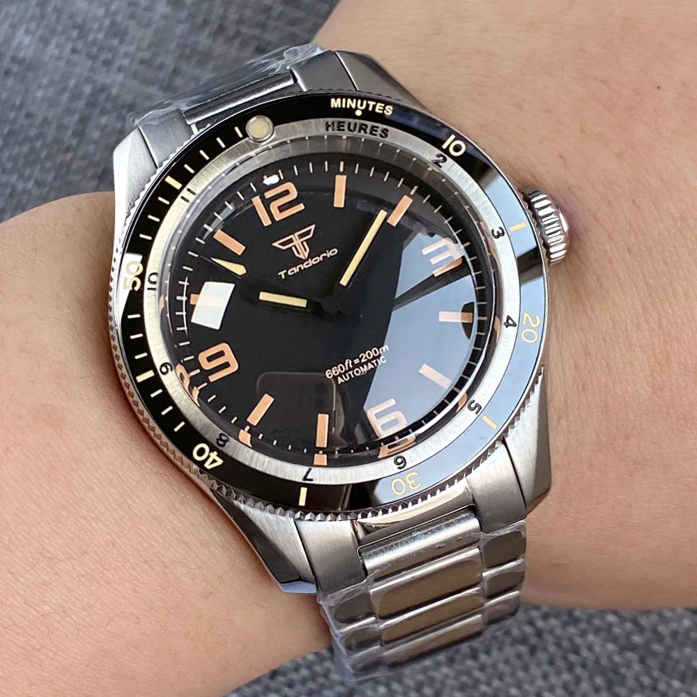 

Tandorio 20bar Diving Mechanical Men Watch Vintage Dial Dome Sapphire Glass S NH35 Movt Steel Bracelet 120 clicks Bezel Business