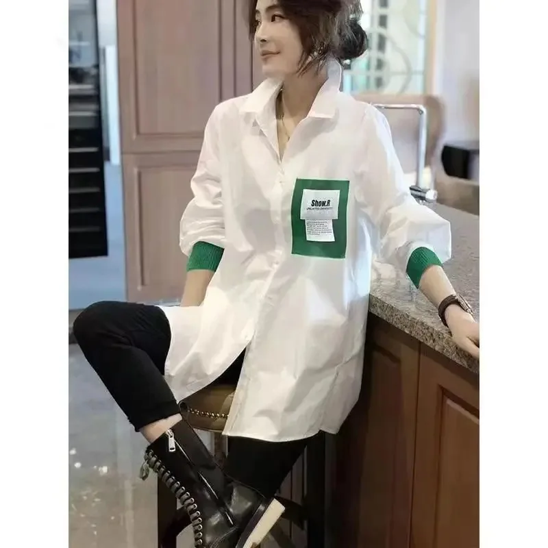 Plus Size Retro Embroidered Printed White Loose Fitting Shirt for Women Long Sleeved Top Spring Wear 2025 New Item