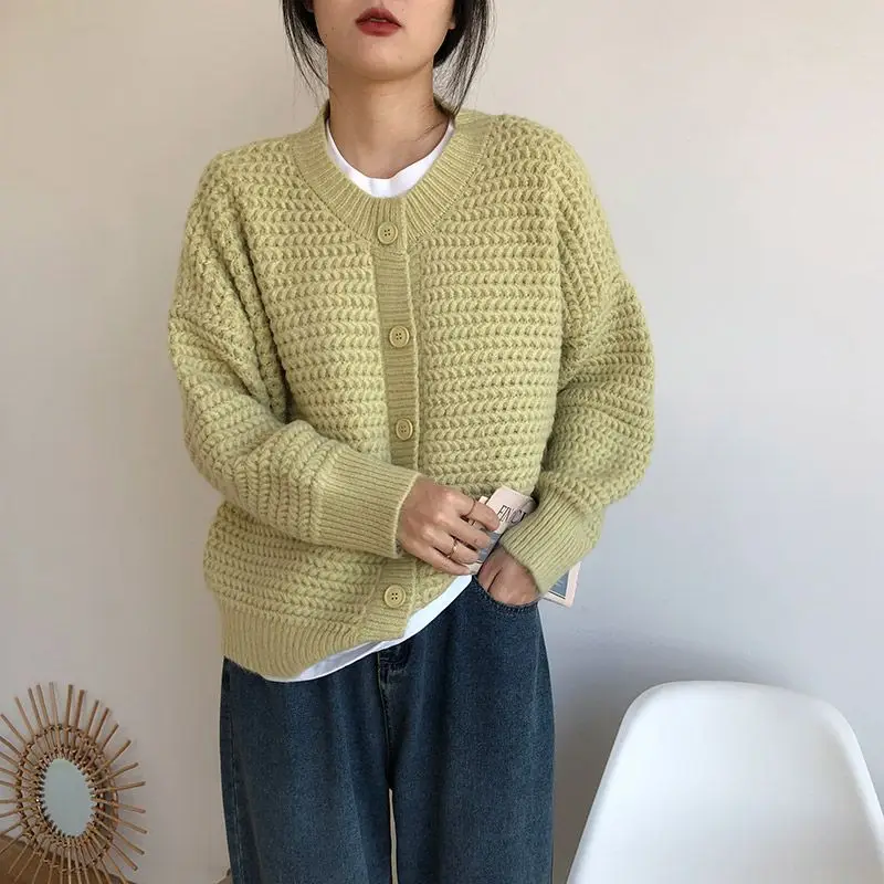 Korean Fashion Autumn New Women Knitted Tops Cardigans Simple Casual O Neck Long Sleeve Single Breasted Loose Knitting Cardigan