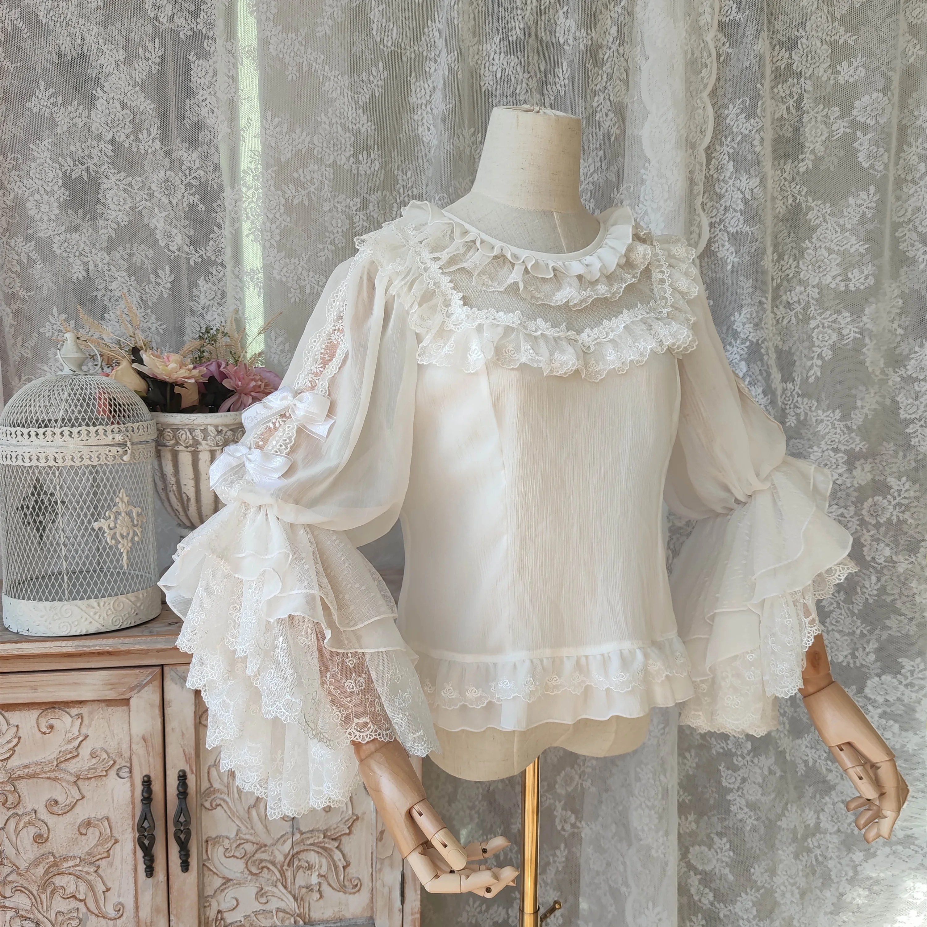 Lolita Inner Shirt New Spring and Summer Lace Flare Sleeve Elegant Flower Wedding Fairy Blouse Girl Women's Blusas Tops