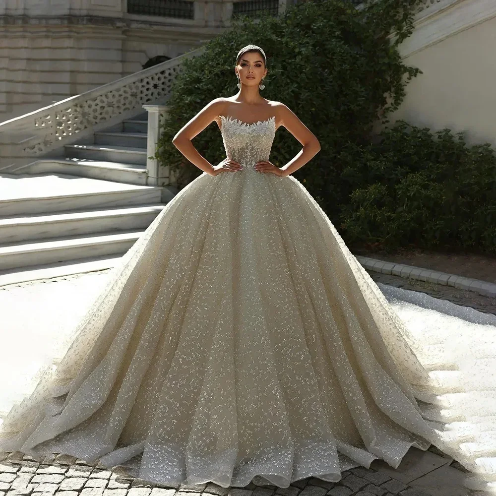 

customized 2025 Luxury A Line Glistening Wedding Dress Strapless Sleeveless Beading Bridal Gown Lace Floor Length Marriage Dress