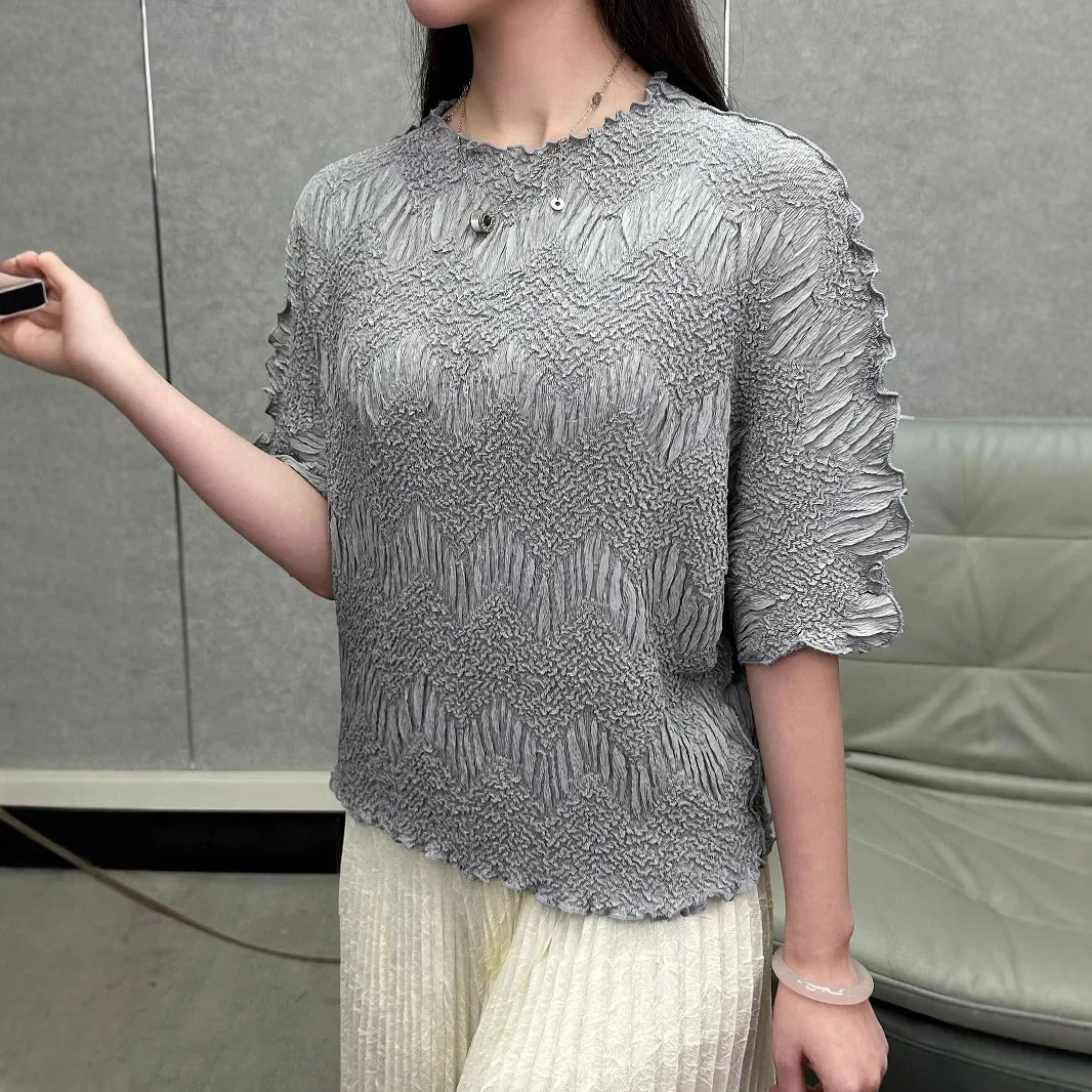 

Плиссированная футболка Miyake, простая однотонная тонкая футболка Hundred Design Sense Fold, женские топы, новинка лета 2025, плиссированная футболка с круглым вырезом и складками
