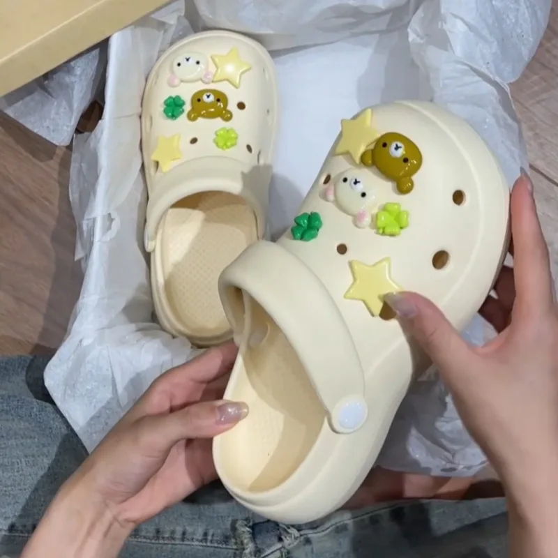 귀여운 리락쿠마 에바 두꺼운 밑창 구멍 신발 카와이 베어 여름 야외 미끄럼 방지 비치 신발 커플 샌들 선물