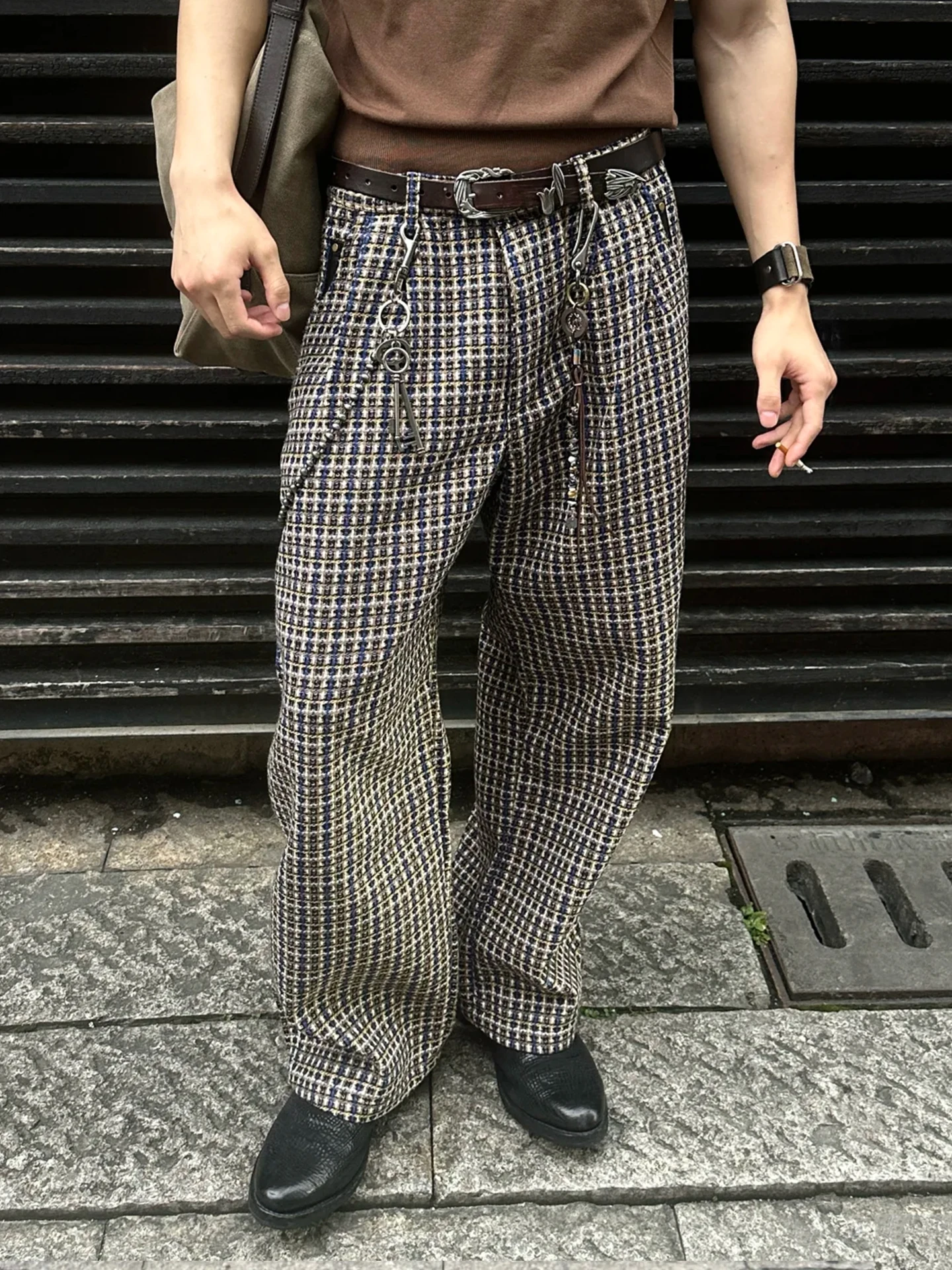 

Мужские широкие повседневные брюки с текстурой в клетку, кожаные лоскутные брюки, осень-зима, модные молодежные брюки свободного покроя