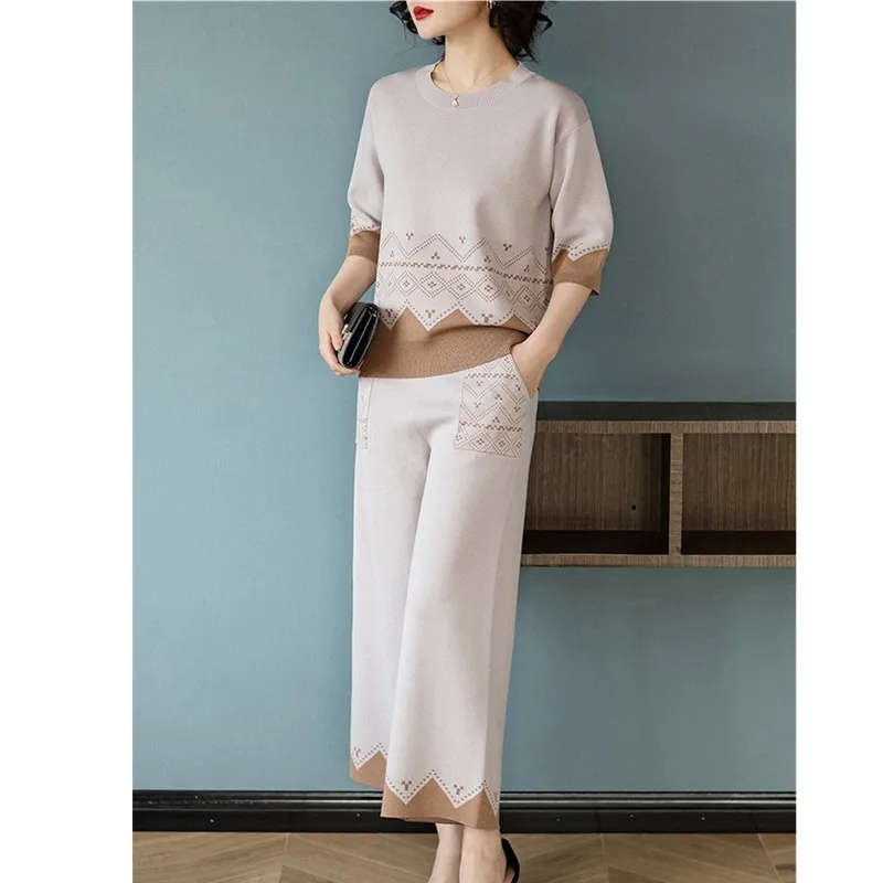 Middle aged Mom Spring/Summer Knitted Two Piece Set Contrasting colors Casual Short Sleeve Top+Wide Leg Pants Women's Clothing