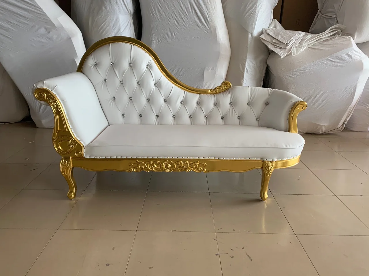 Manufacturer customizes solid wood concubine sofa, recliner, concubine couch, living room concubine chair
