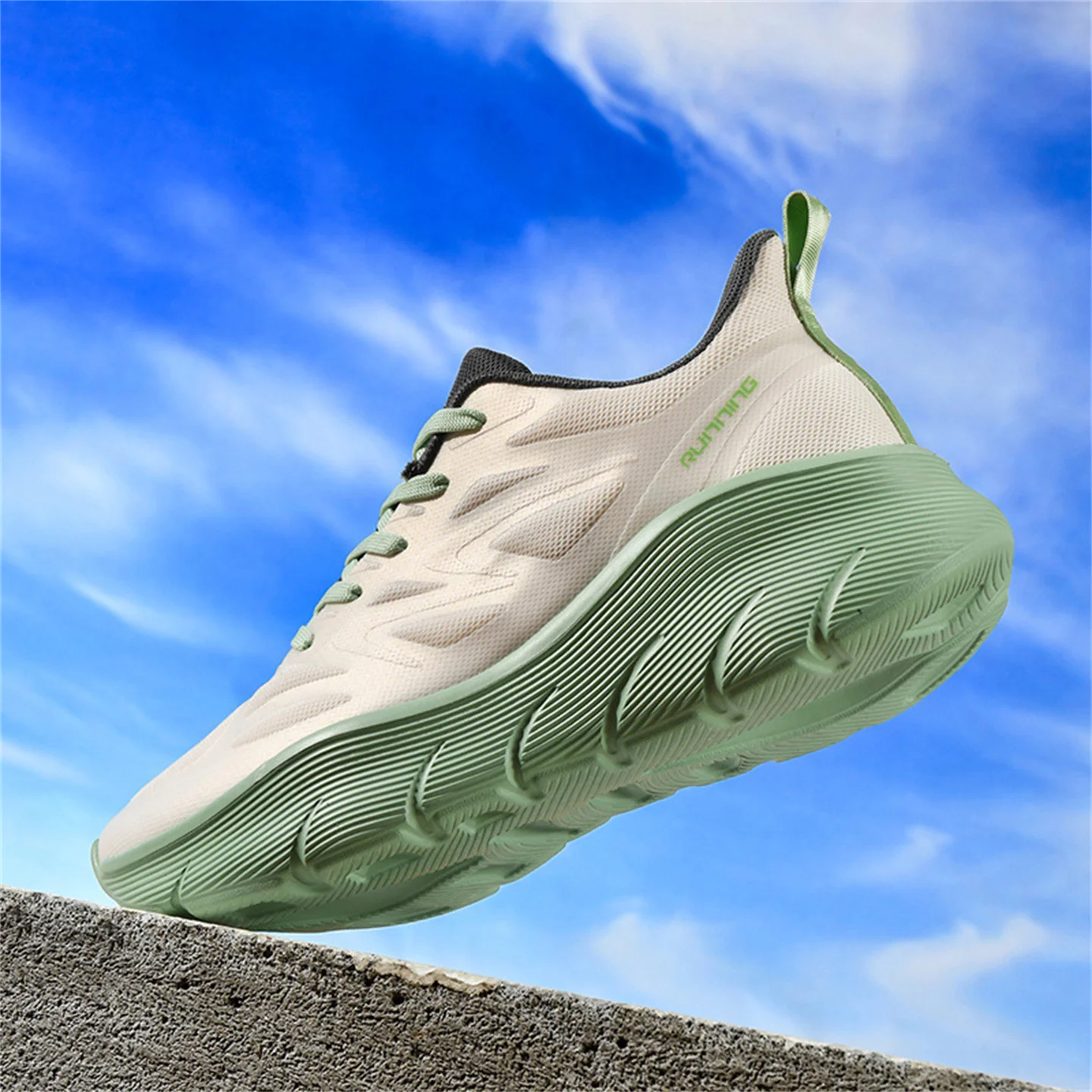 Summer Unisex Running Shoes Breathable Shock Absorbing Soft Sole - Lightweight Outdoor Youth Athletic Track & Marathon Sneakers